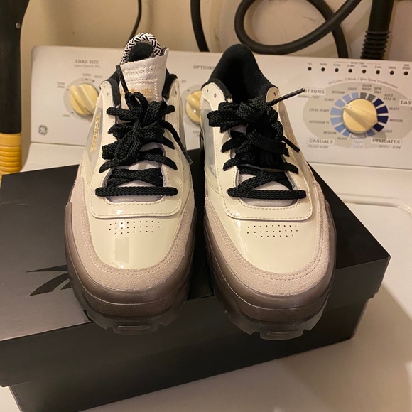 Cardi B Reebok - Picture 2 of 3